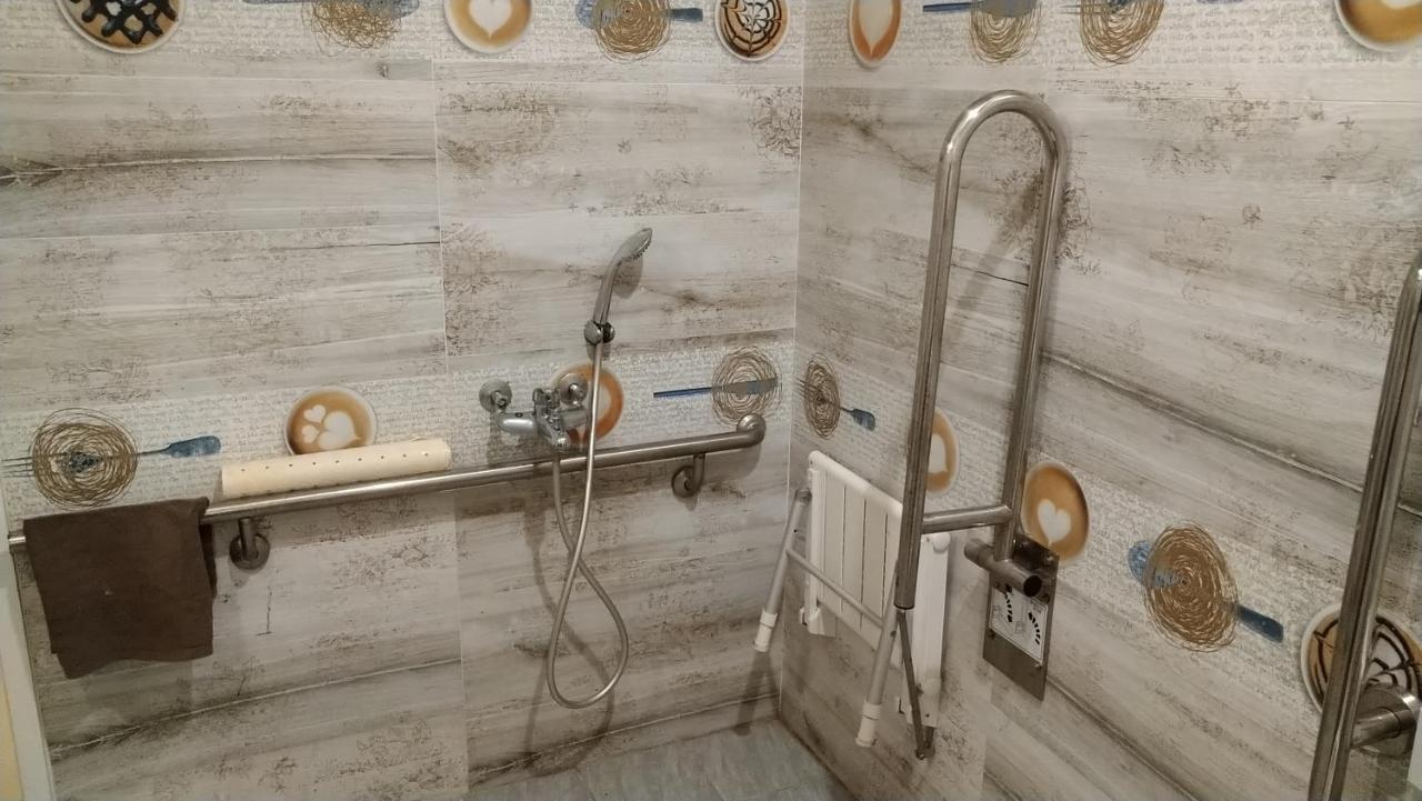 Boston Plus Hotel Chiayi Extérieur photo