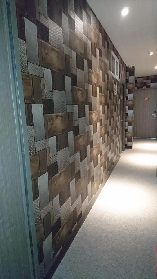 Boston Plus Hotel Chiayi Extérieur photo